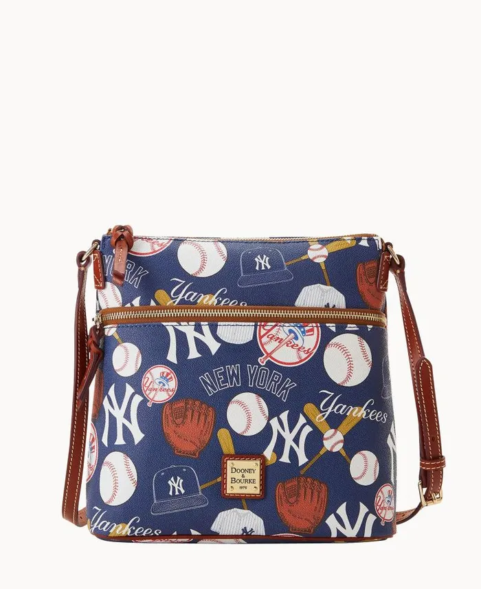 WomenMen Crossbodies Dooney and Bourke MLB Yankees Crossbody Yankees