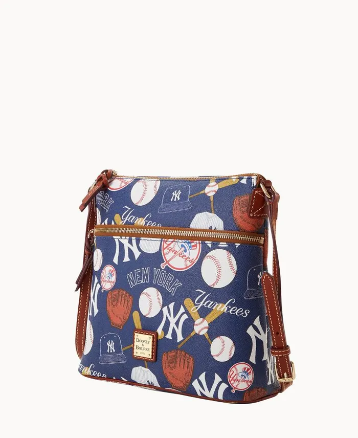 WomenMen Crossbodies Dooney and Bourke MLB Yankees Crossbody Yankees