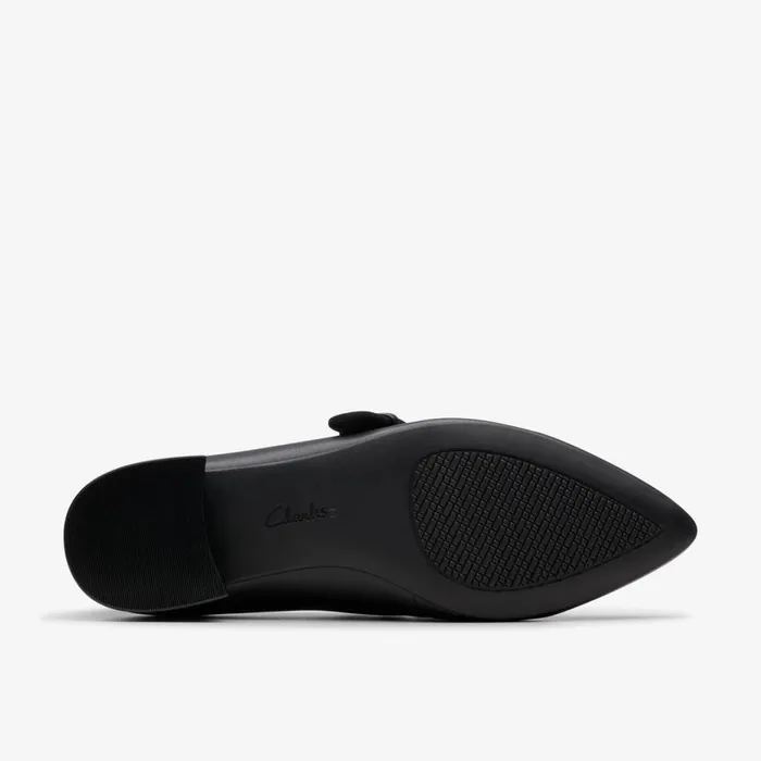 Women Natalyn May Black Leather Clarks Flats