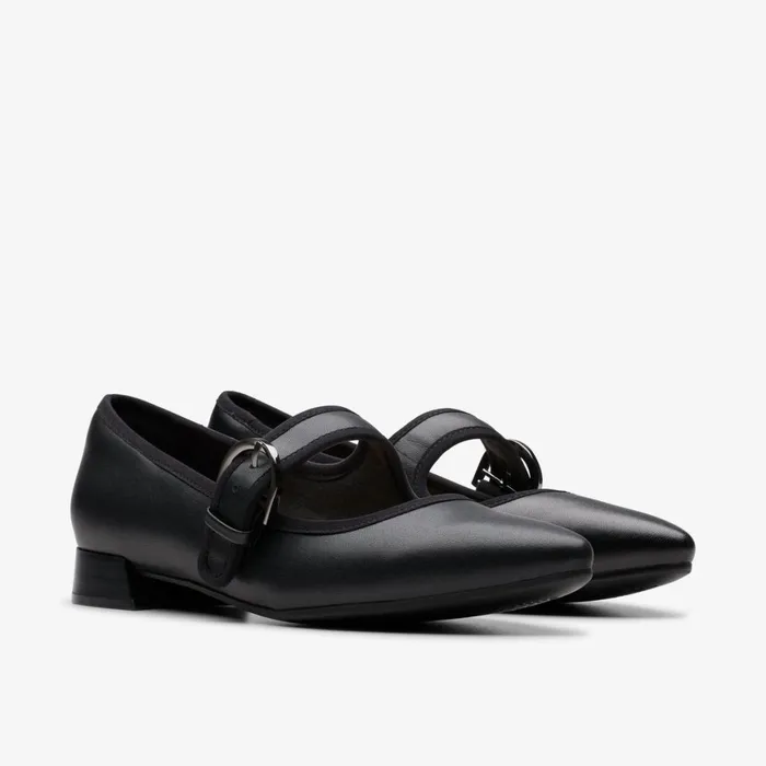 Women Natalyn May Black Leather Clarks Flats