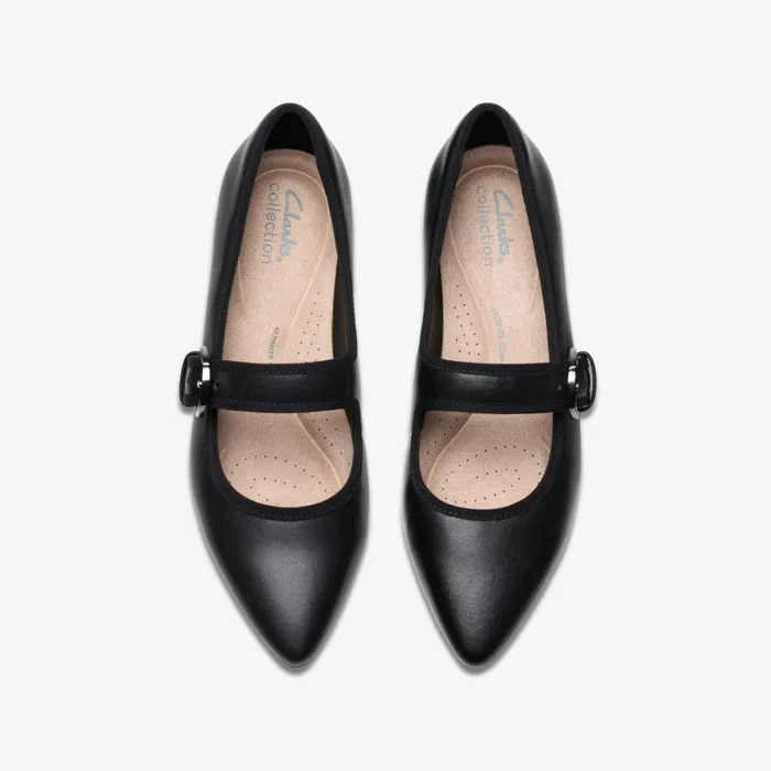 Women Natalyn May Black Leather Clarks Flats