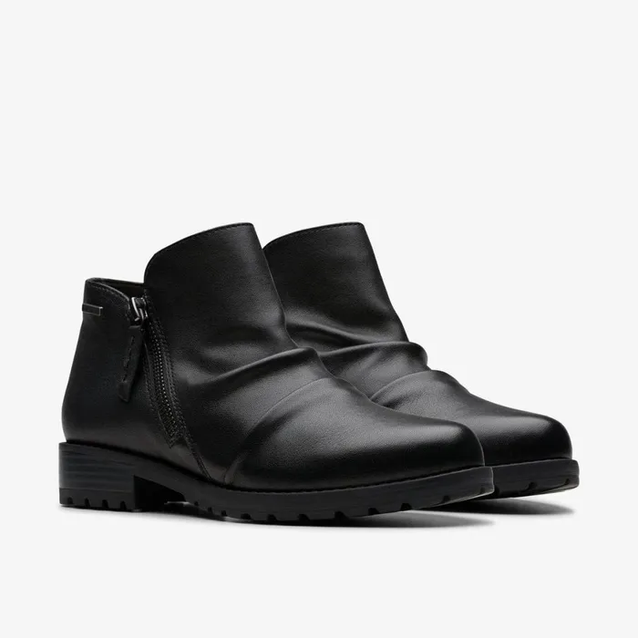 Women Nissini Top Waterproof Black Leather Clarks Boots and Booties