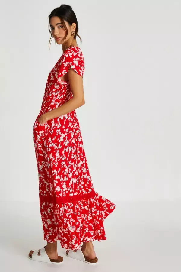 Women Red Ditsy Floral Crochet Trim Maxi Dress Quiz Clothing Casual Clothing Women Red Ditsy Floral Crochet Trim Maxi Dress Quiz Clothing Casual Clothing