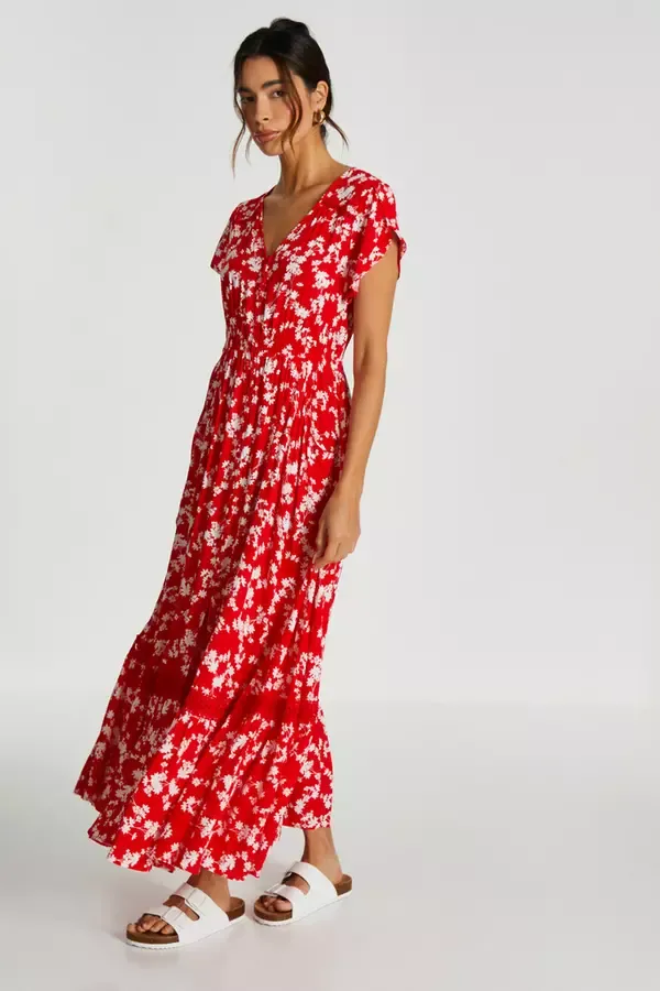 Women Red Ditsy Floral Crochet Trim Maxi Dress Quiz Clothing Casual Clothing Women Red Ditsy Floral Crochet Trim Maxi Dress Quiz Clothing Casual Clothing