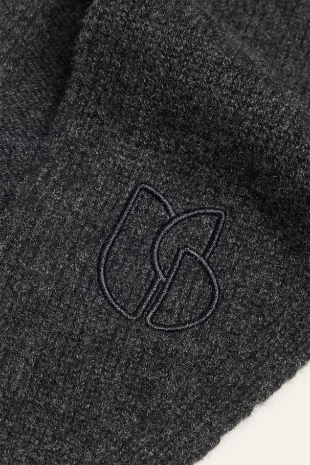 Women Scarves and Beanies Baandsh Triangle Knitted Scarf Colly Gray