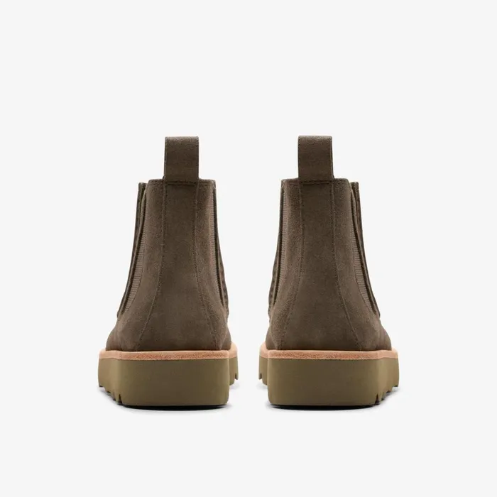 Women Walla Chelsea Mole Grey Suede Clarks Boots and Booties