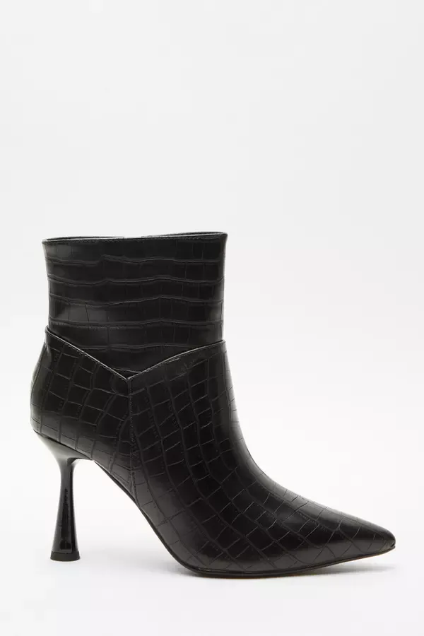 Women Wide Fit Faux Leather Heeled Boots Quiz Clothing Ankle Boots